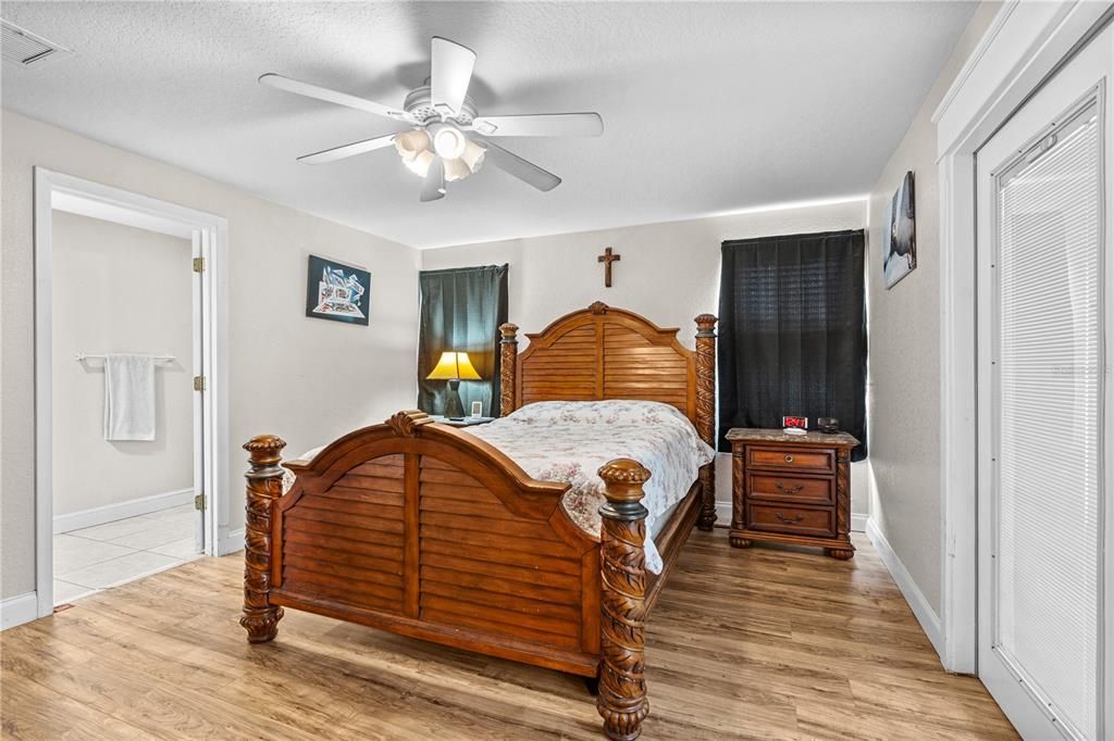 En Venta: $342,900 (3 camas, 3 baños, 2580 Pies cuadrados)