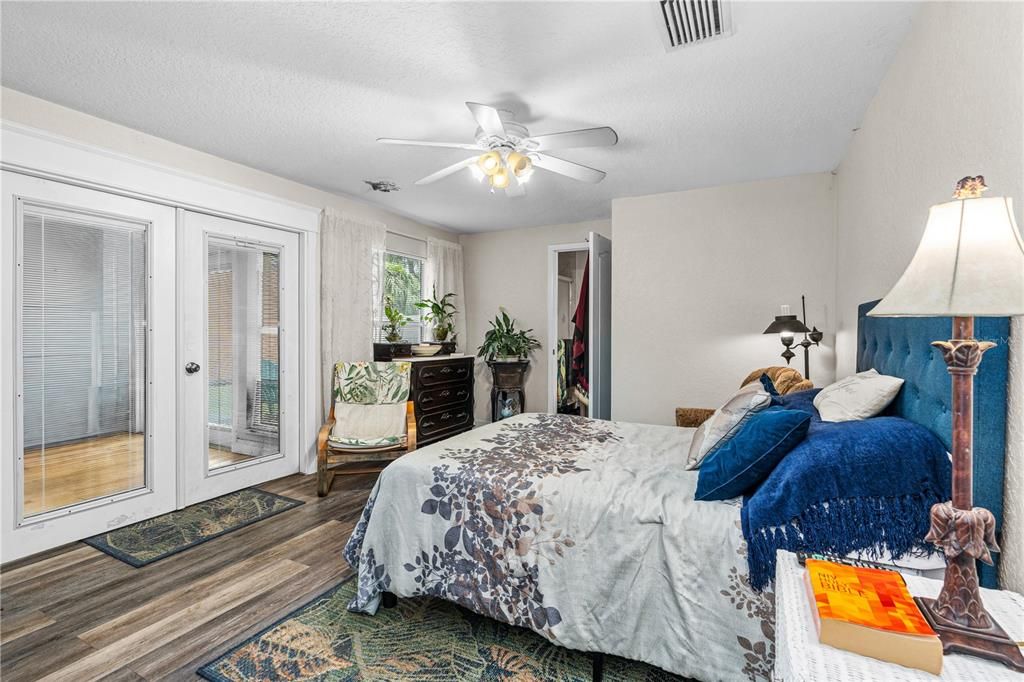 En Venta: $342,900 (3 camas, 3 baños, 2580 Pies cuadrados)