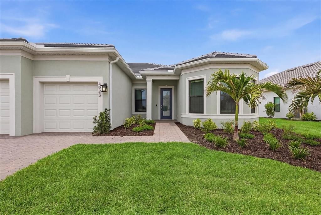 For Sale: $1,275,000 (3 beds, 3 baths, 2483 Square Feet)