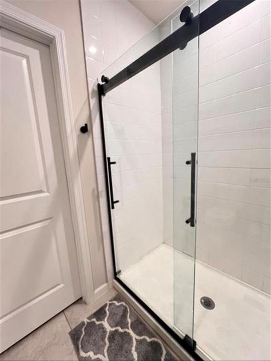 For Rent: $2,375 (3 beds, 2 baths, 1632 Square Feet)