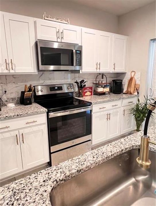 For Rent: $2,375 (3 beds, 2 baths, 1632 Square Feet)