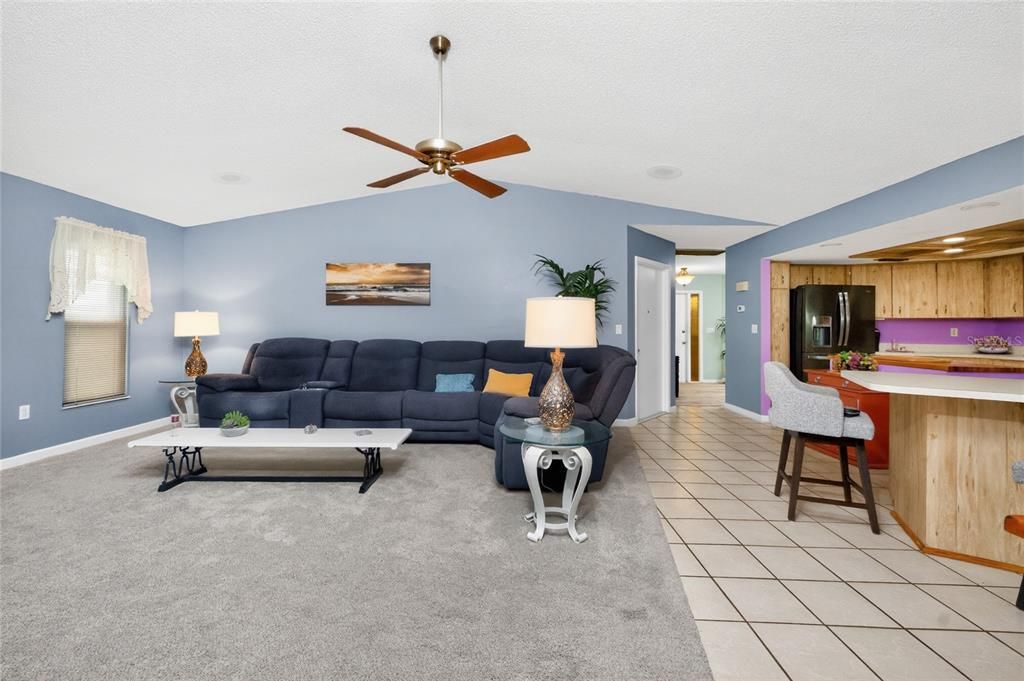 For Sale: $345,000 (3 beds, 2 baths, 2020 Square Feet)