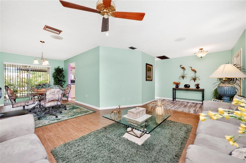 For Sale: $345,000 (3 beds, 2 baths, 2020 Square Feet)