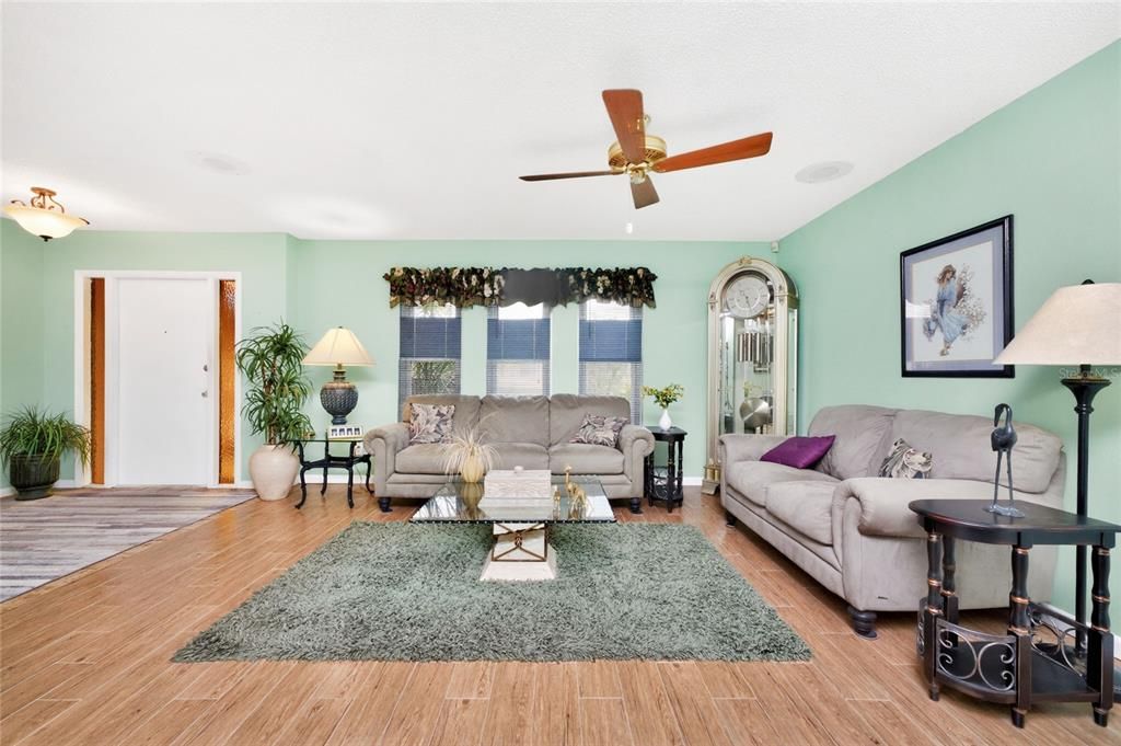 For Sale: $345,000 (3 beds, 2 baths, 2020 Square Feet)