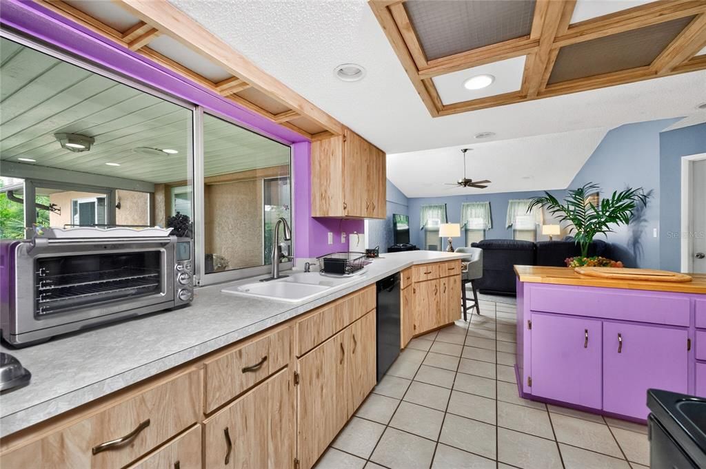 For Sale: $345,000 (3 beds, 2 baths, 2020 Square Feet)