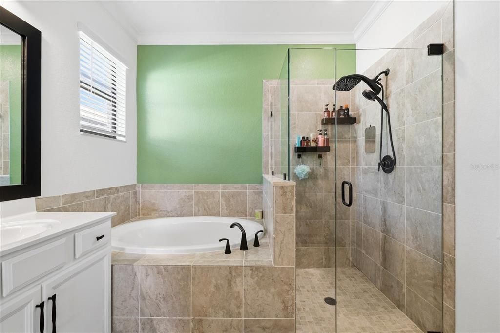 For Sale: $495,000 (3 beds, 3 baths, 1857 Square Feet)