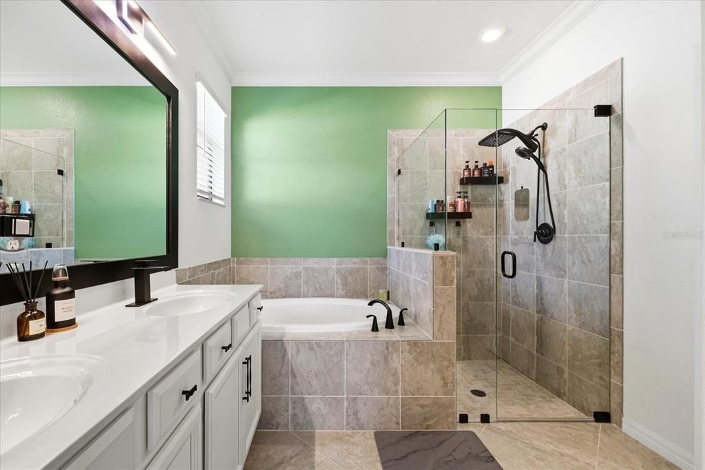 For Sale: $495,000 (3 beds, 3 baths, 1857 Square Feet)