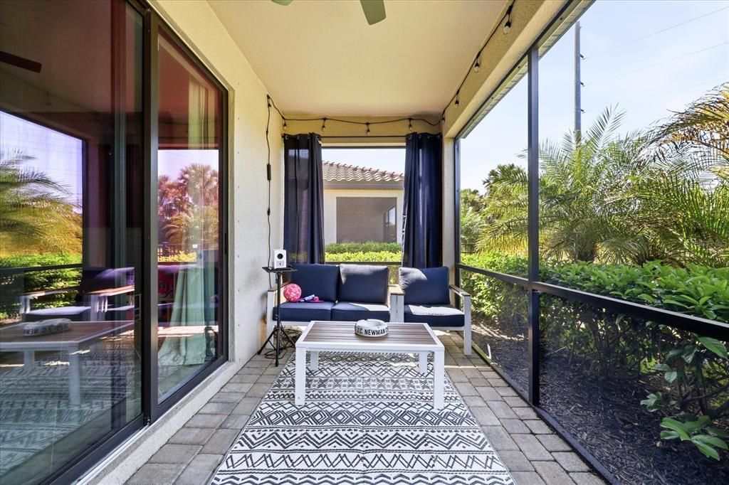 For Sale: $495,000 (3 beds, 3 baths, 1857 Square Feet)