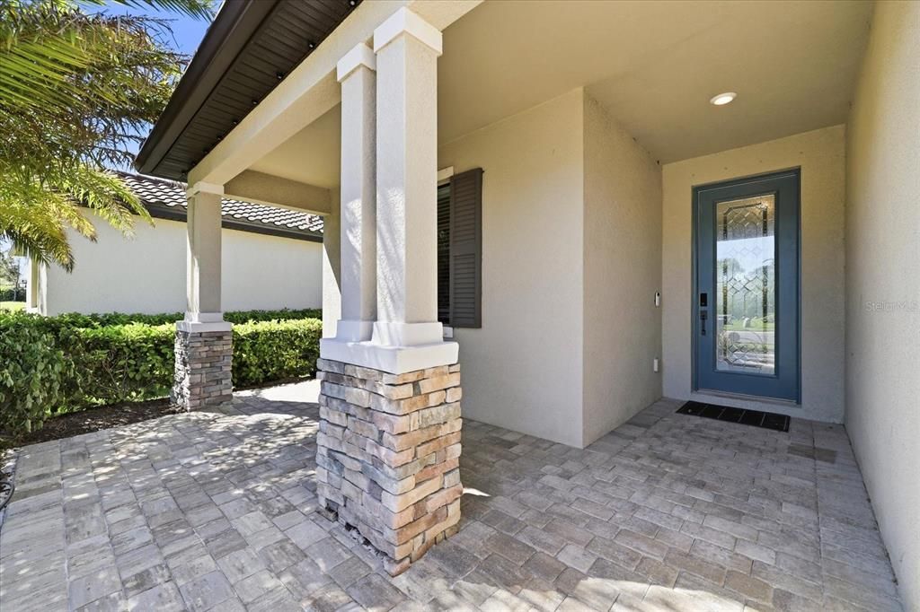 For Sale: $495,000 (3 beds, 3 baths, 1857 Square Feet)