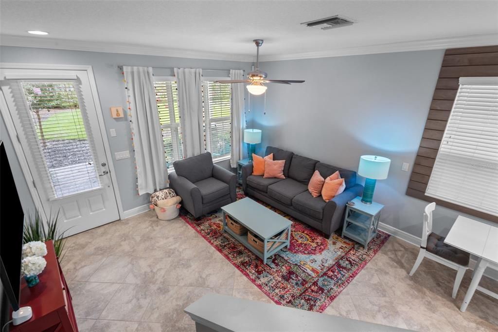 For Sale: $320,000 (3 beds, 2 baths, 1365 Square Feet)