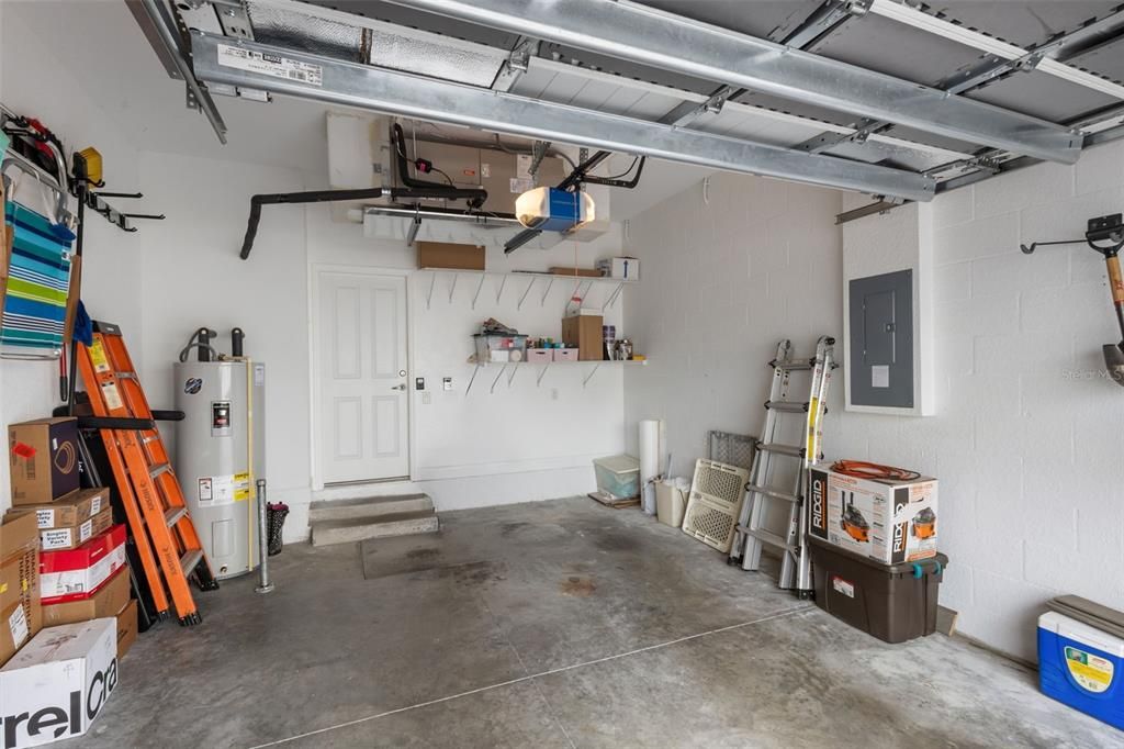 For Sale: $320,000 (3 beds, 2 baths, 1365 Square Feet)