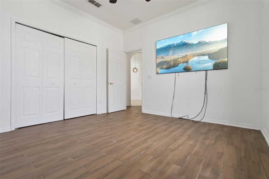 For Sale: $509,000 (4 beds, 3 baths, 2566 Square Feet)