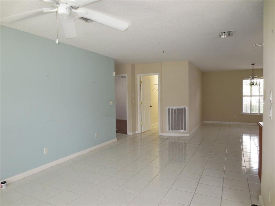 For Rent: $2,900 (3 beds, 2 baths, 1858 Square Feet)