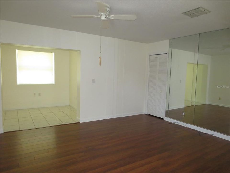 For Rent: $2,900 (3 beds, 2 baths, 1858 Square Feet)