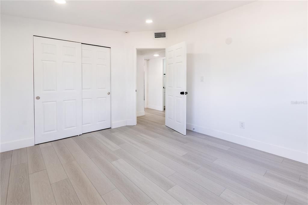 En Venta: $475,000 (3 camas, 2 baños, 1265 Pies cuadrados)