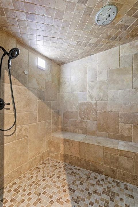 En Venta: $2,900,000 (9 camas, 5 baños, 7102 Pies cuadrados)