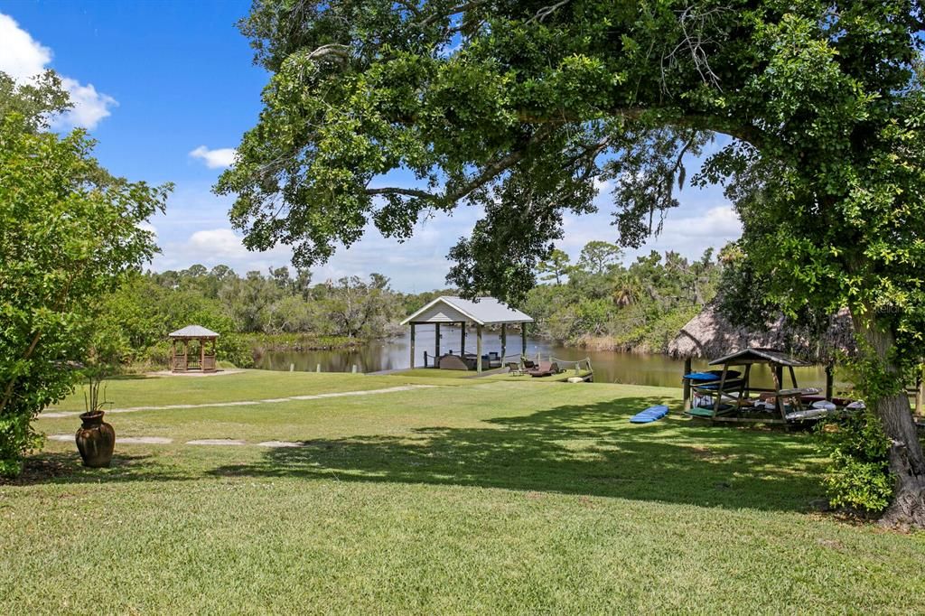 En Venta: $2,900,000 (9 camas, 5 baños, 7102 Pies cuadrados)