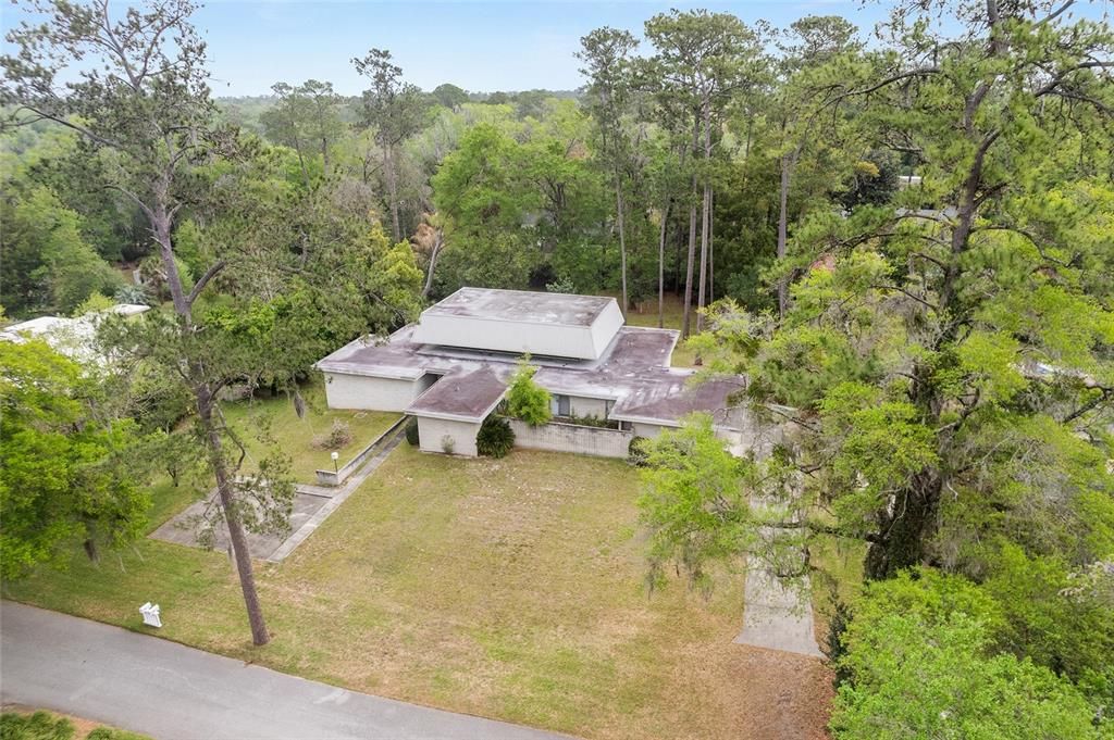 Active With Contract: $375,000 (4 beds, 4 baths, 4186 Square Feet)