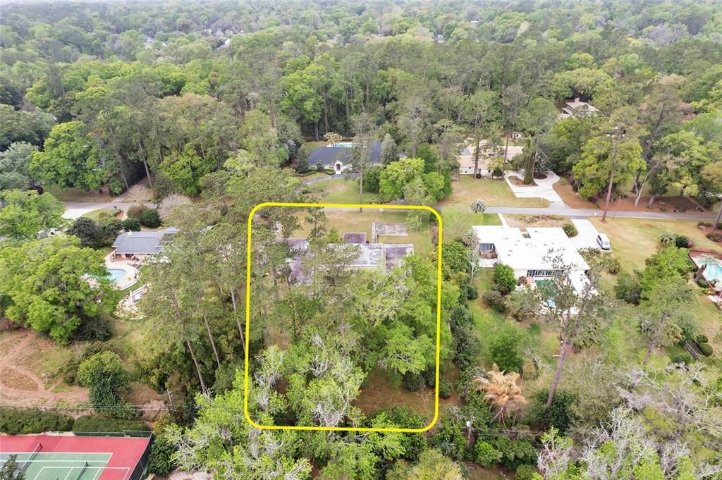 Active With Contract: $375,000 (4 beds, 4 baths, 4186 Square Feet)