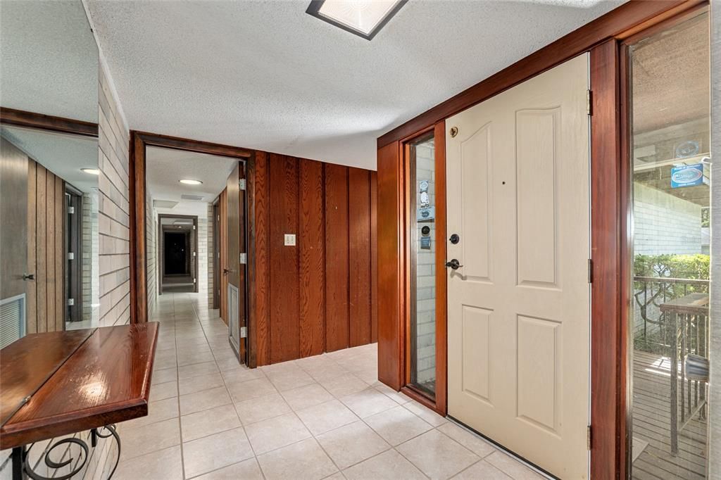 Active With Contract: $375,000 (4 beds, 4 baths, 4186 Square Feet)