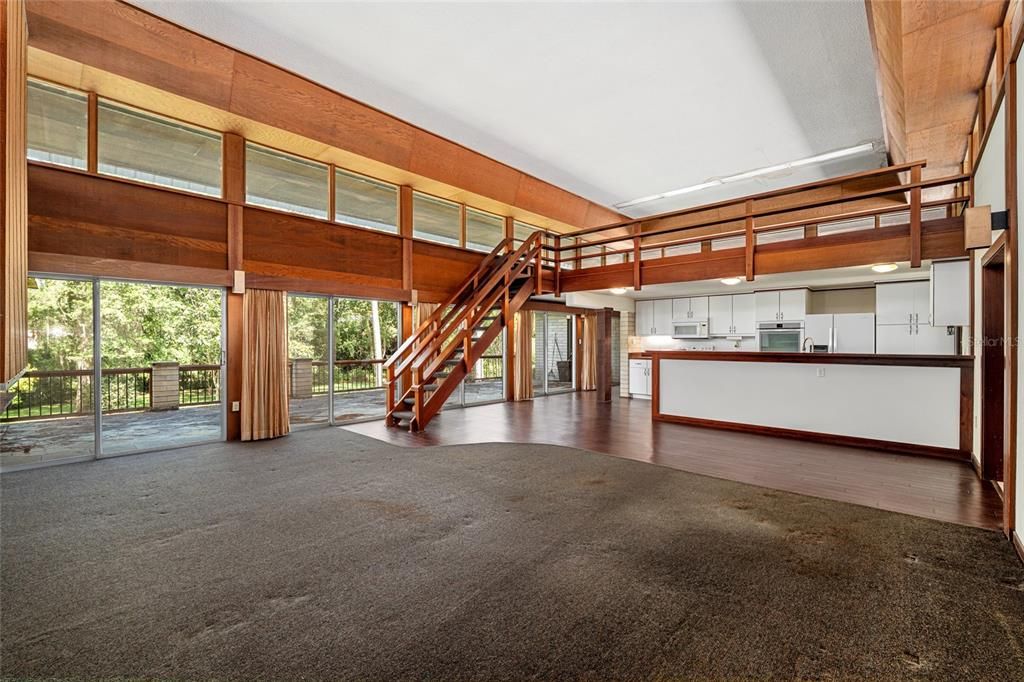 Active With Contract: $375,000 (4 beds, 4 baths, 4186 Square Feet)