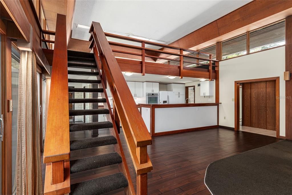 Active With Contract: $375,000 (4 beds, 4 baths, 4186 Square Feet)
