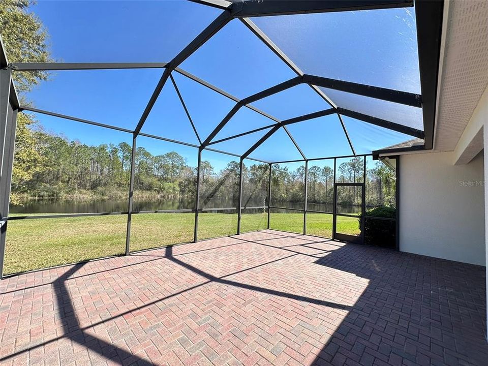 For Rent: $3,300 (4 beds, 2 baths, 2349 Square Feet)