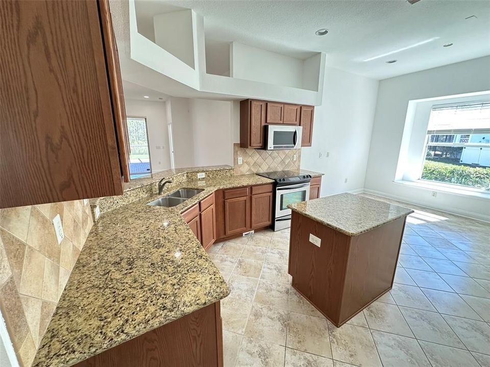 For Rent: $3,300 (4 beds, 2 baths, 2349 Square Feet)