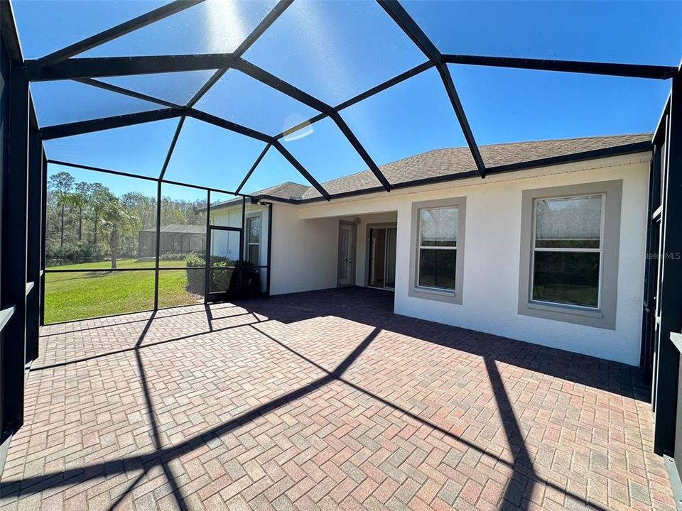 For Rent: $3,300 (4 beds, 2 baths, 2349 Square Feet)