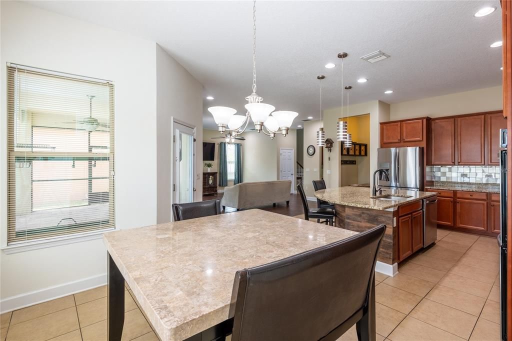 For Sale: $625,000 (4 beds, 4 baths, 3277 Square Feet)