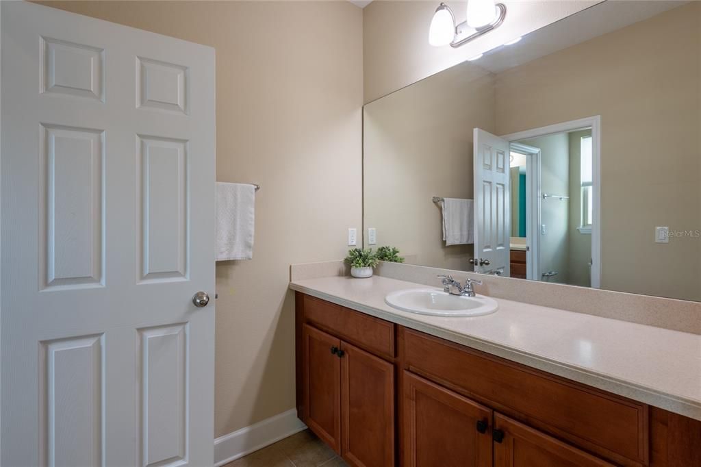 For Sale: $625,000 (4 beds, 4 baths, 3277 Square Feet)