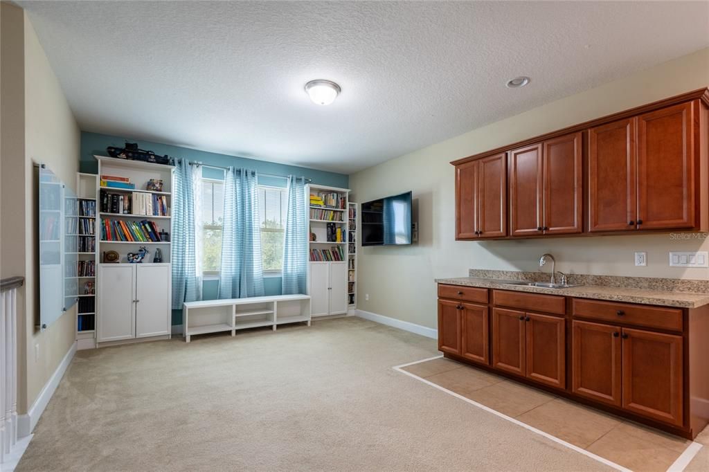 For Sale: $625,000 (4 beds, 4 baths, 3277 Square Feet)