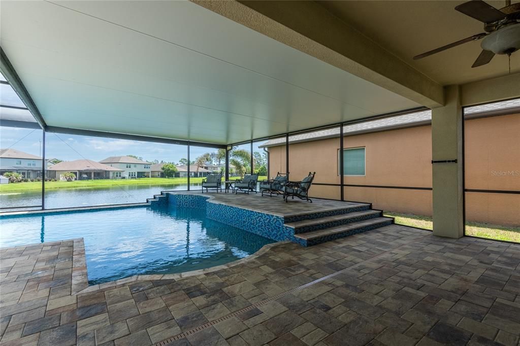 For Sale: $625,000 (4 beds, 4 baths, 3277 Square Feet)