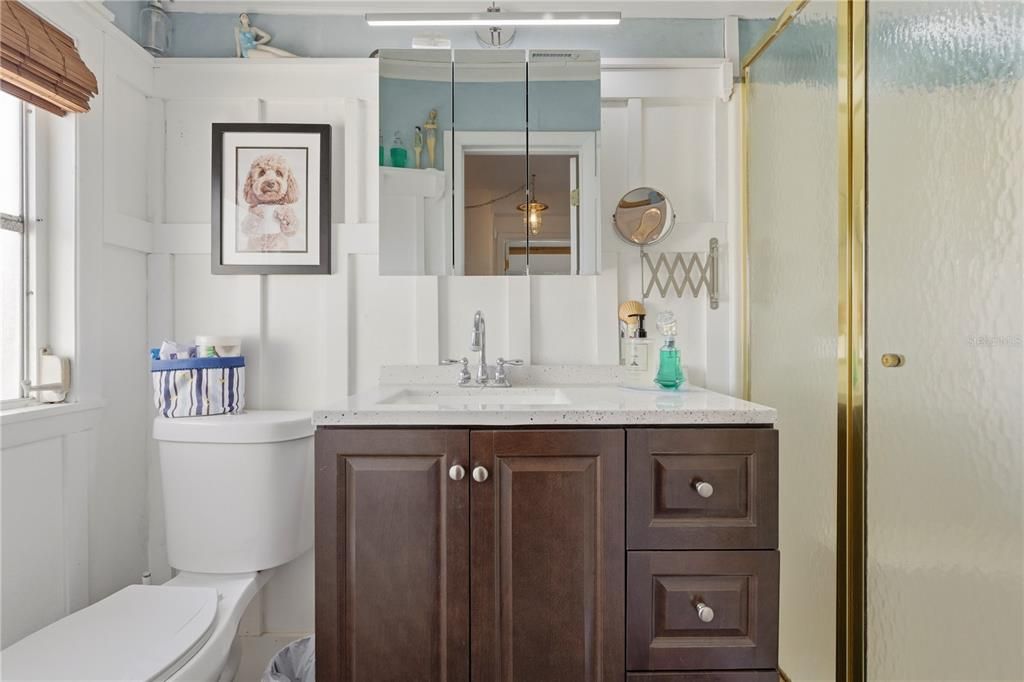 For Sale: $450,000 (3 beds, 3 baths, 1300 Square Feet)
