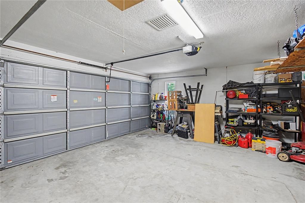 En Venta: $439,000 (3 camas, 2 baños, 1921 Pies cuadrados)