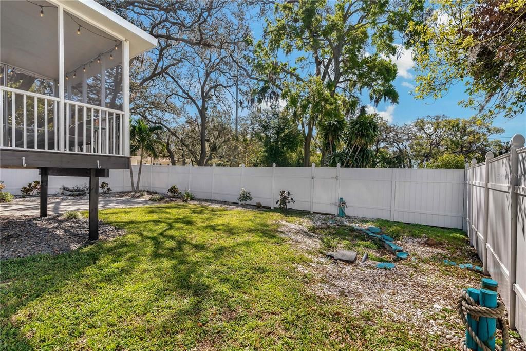 En Venta: $399,000 (3 camas, 2 baños, 1974 Pies cuadrados)