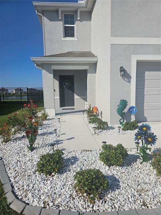 For Rent: $3,050 (4 beds, 2 baths, 2308 Square Feet)
