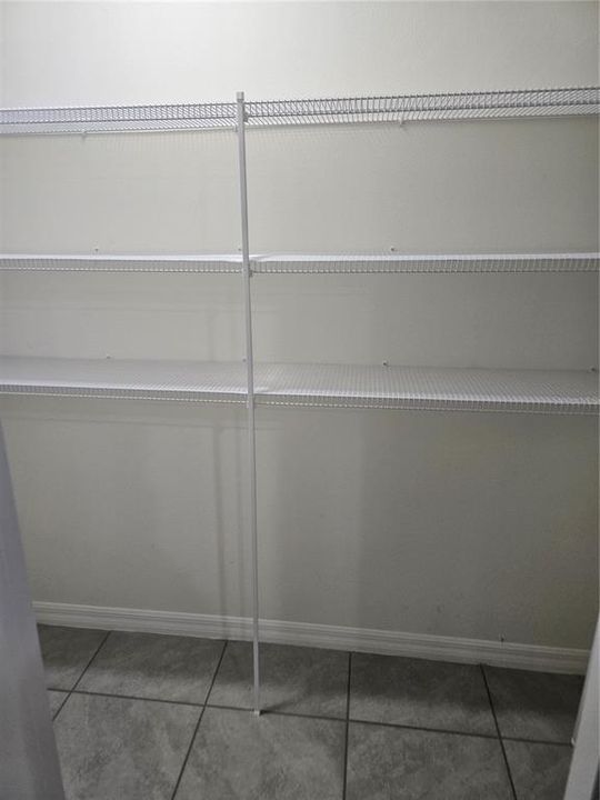 For Rent: $3,050 (4 beds, 2 baths, 2308 Square Feet)