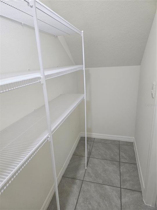 For Rent: $3,050 (4 beds, 2 baths, 2308 Square Feet)