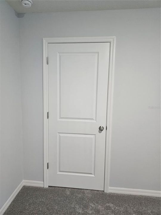 For Rent: $3,050 (4 beds, 2 baths, 2308 Square Feet)
