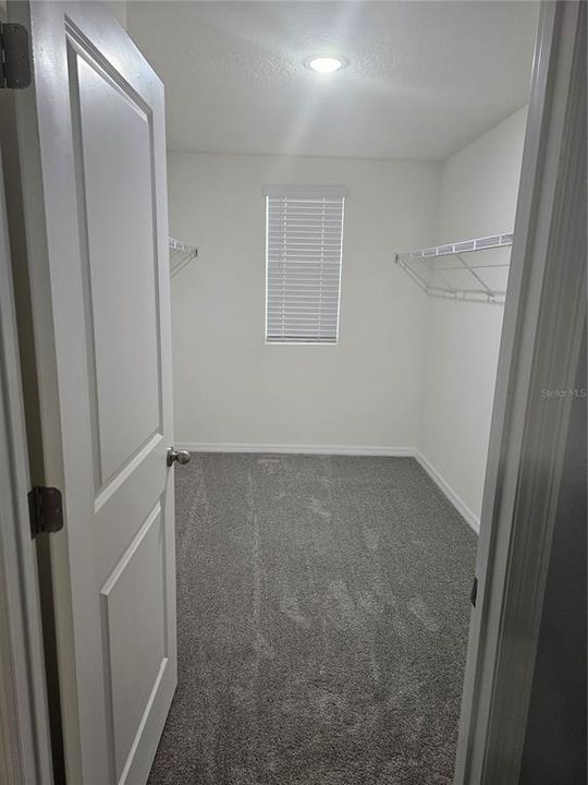 For Rent: $3,050 (4 beds, 2 baths, 2308 Square Feet)