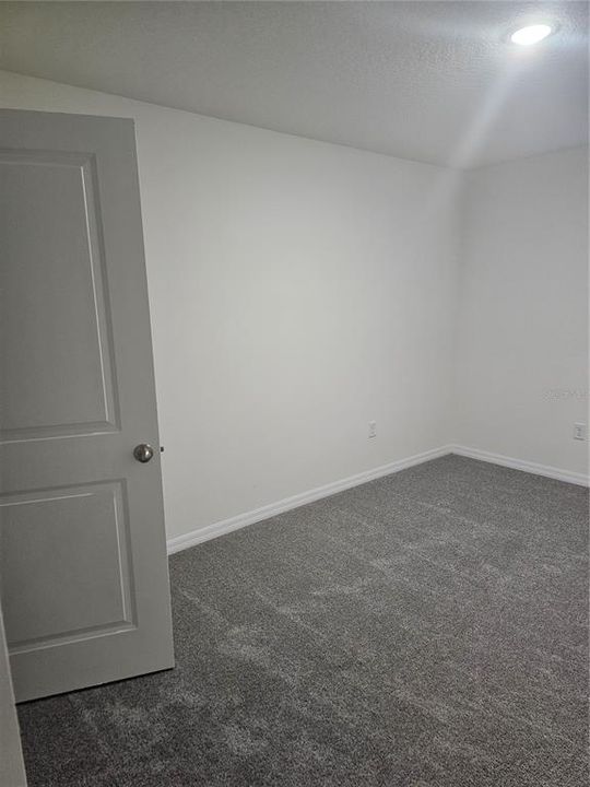 For Rent: $3,050 (4 beds, 2 baths, 2308 Square Feet)