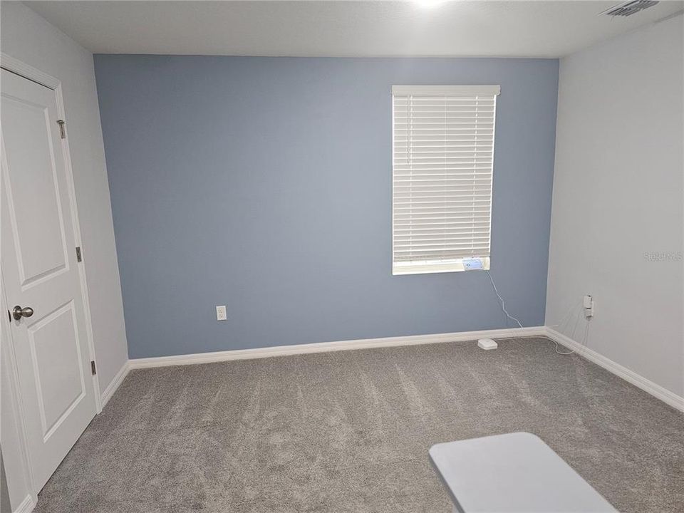 For Rent: $3,050 (4 beds, 2 baths, 2308 Square Feet)