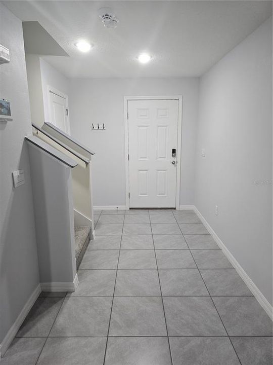 For Rent: $3,050 (4 beds, 2 baths, 2308 Square Feet)