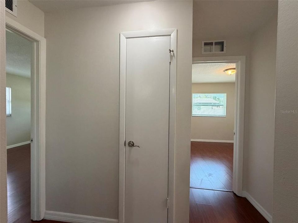 В аренду: $1,800 (3 спален, 2 ванн, 1343 Квадратных фут)