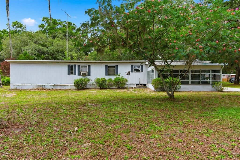 For Sale: $69,900 (3 beds, 1 baths, 792 Square Feet)