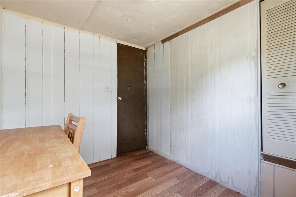 For Sale: $69,900 (3 beds, 1 baths, 792 Square Feet)