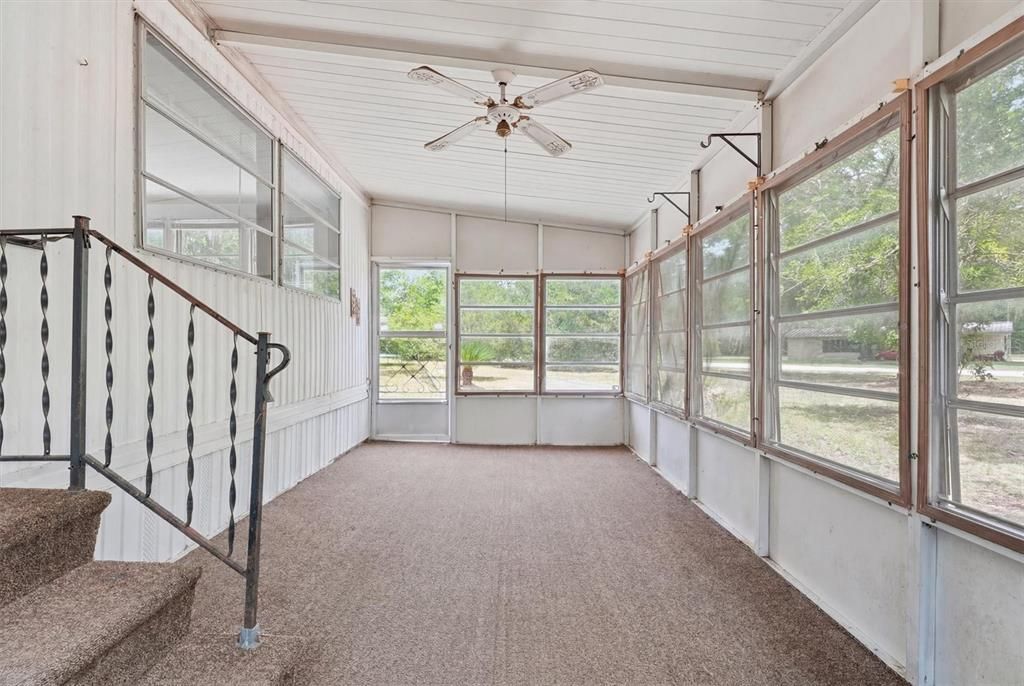 For Sale: $69,900 (3 beds, 1 baths, 792 Square Feet)