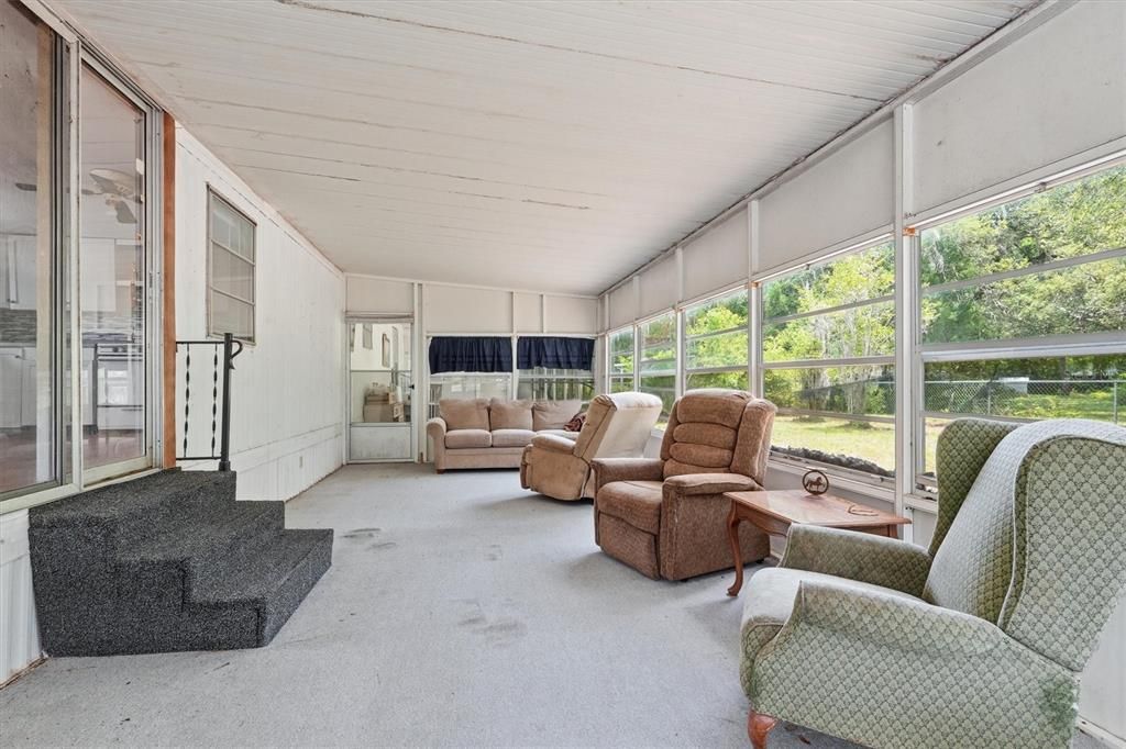 For Sale: $69,900 (3 beds, 1 baths, 792 Square Feet)