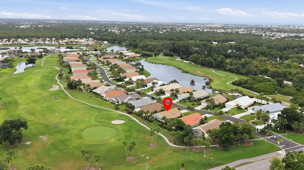 For Sale: $449,000 (2 beds, 2 baths, 2139 Square Feet)